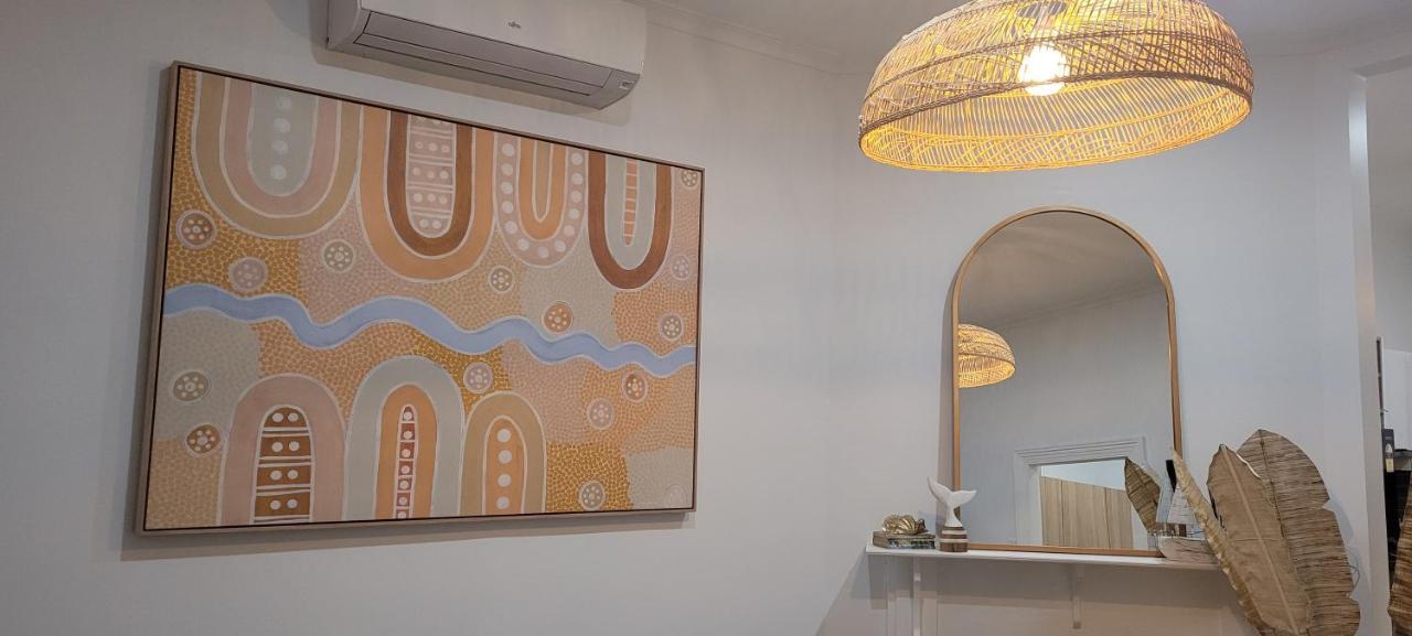 Boutique Beach House In The Heart Of St. Kilda Melbourne Ngoại thất bức ảnh