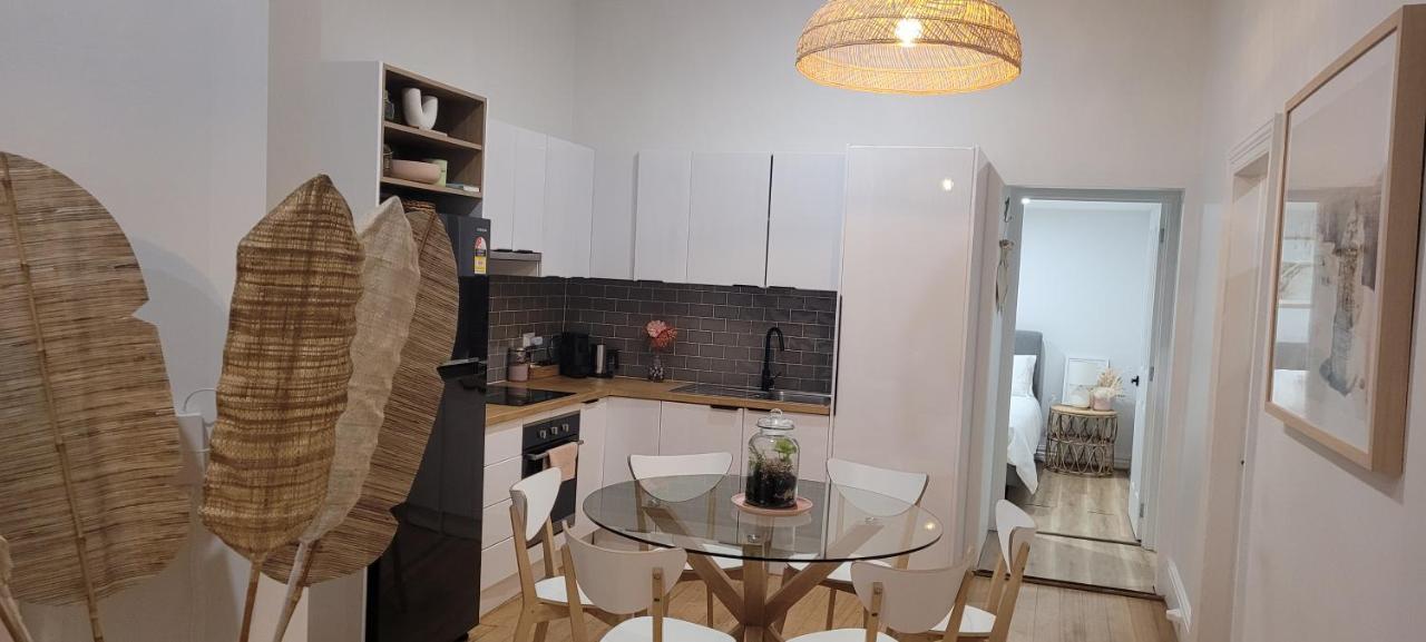 Boutique Beach House In The Heart Of St. Kilda Melbourne Ngoại thất bức ảnh